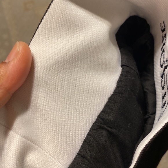 NWOT WELLFONE WELLFONE BLACK & WHITE COLOR SIZE S SWEATER SHORTS - Picture 6 of 13